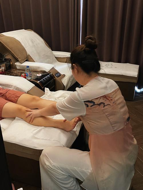 武汉哪家桑拿最解压？金融朋友的亲身体验帮你避坑放松